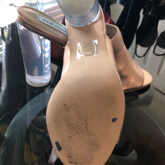 Shoes - Picture 4 of 5